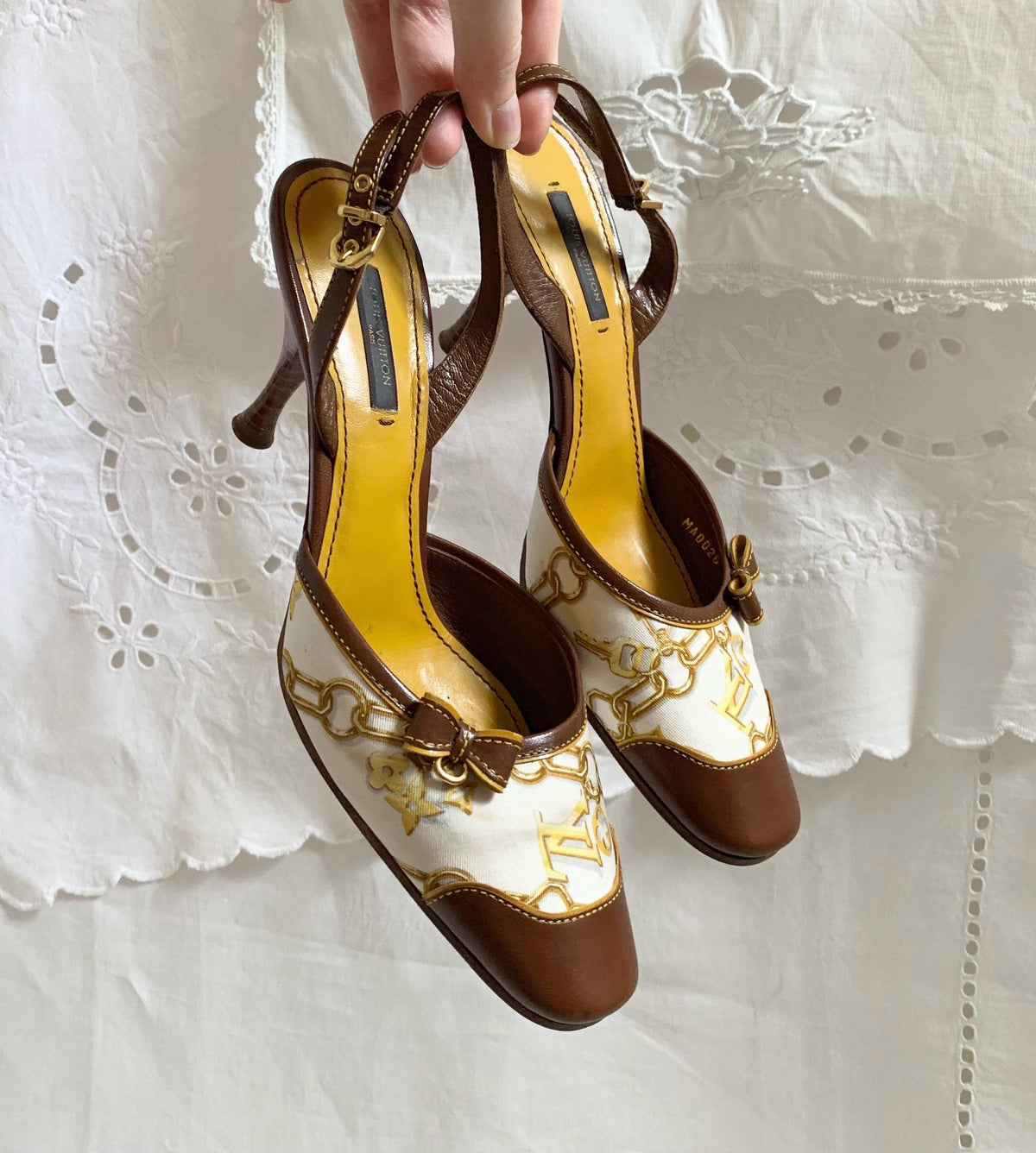 Rare Y2K Louis Vuitton Silk Scarf Print Slingback Kitten Heels - 7.5