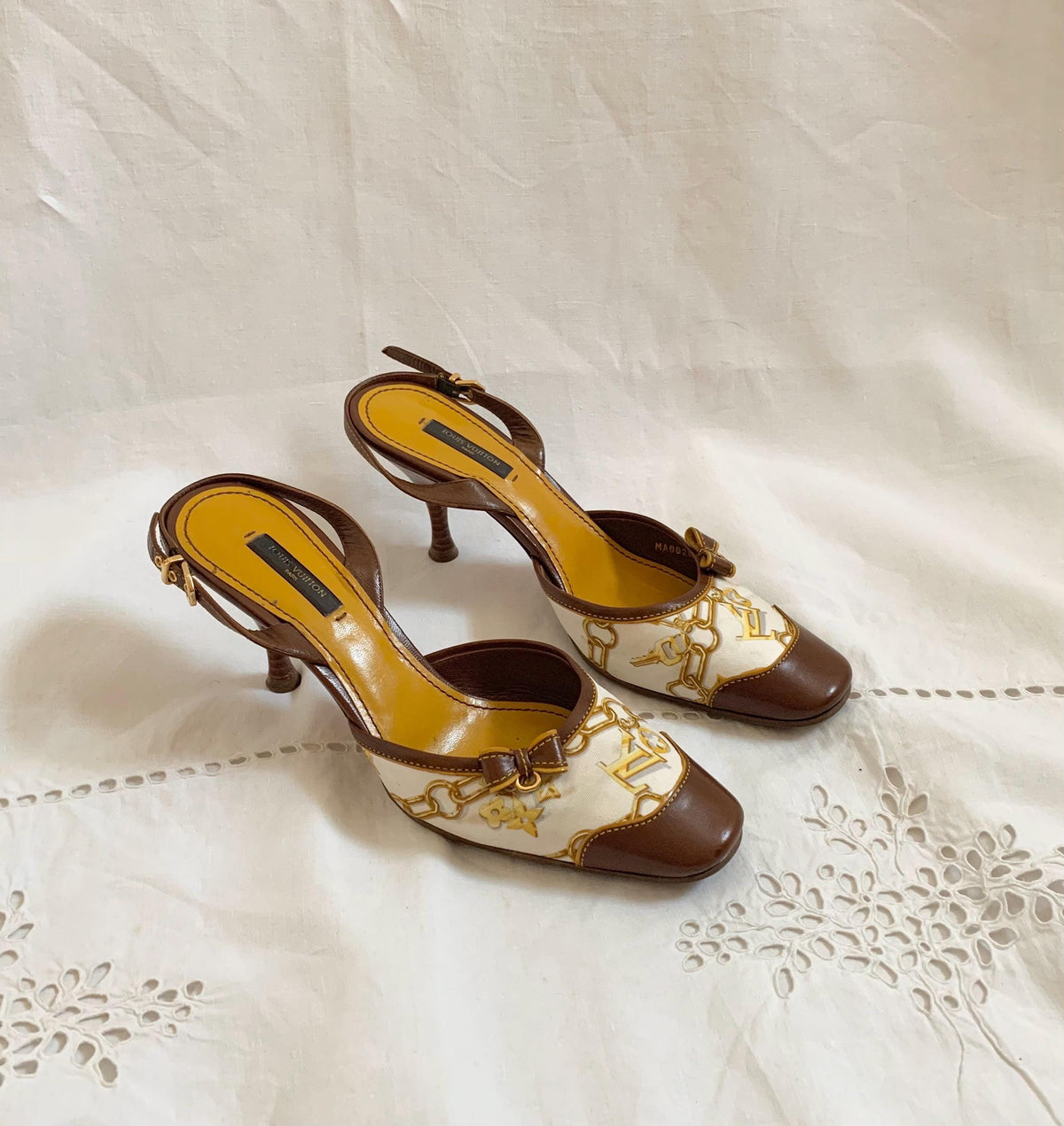 Rare Y2K Louis Vuitton Silk Scarf Print Slingback Kitten Heels - 7.5