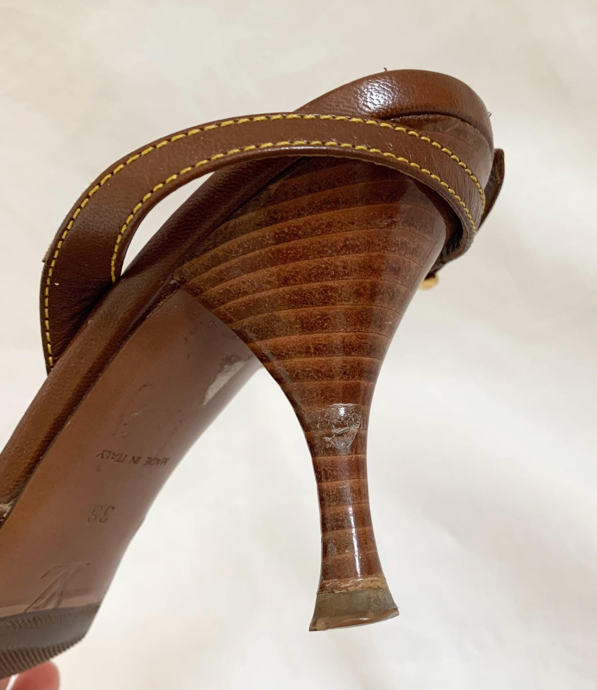 Rare Y2K Louis Vuitton Silk Scarf Print Slingback Kitten Heels - 7.5