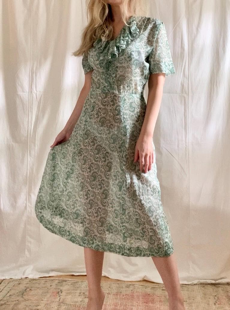 30s Cotton Voile 5th Ave Green Paisley Day Dress - Small to Medium